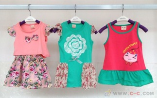 廣東 貨源低價便宜廠家韓版女裝彈力棉夏裝t恤服裝批發(fā)